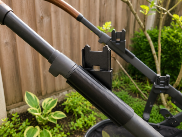 upper-bassinet-adapters-for-uppababy-vista-v2-and-v3-adapters-installed Upper Bassinet Adapters for UPPAbaby® Vista® V2 & V3
